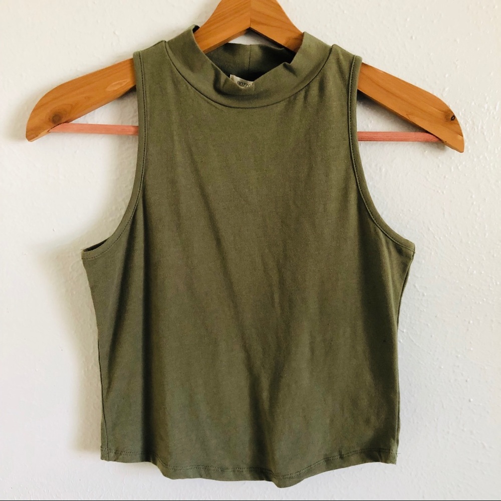 Bozzolo Olive Green Sleeveless Top